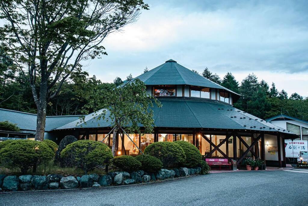 4月リニューアルopen! 全室エアコン完備! Deerview 山中湖 อพาร์ทเม้น ยามานากะโกะ